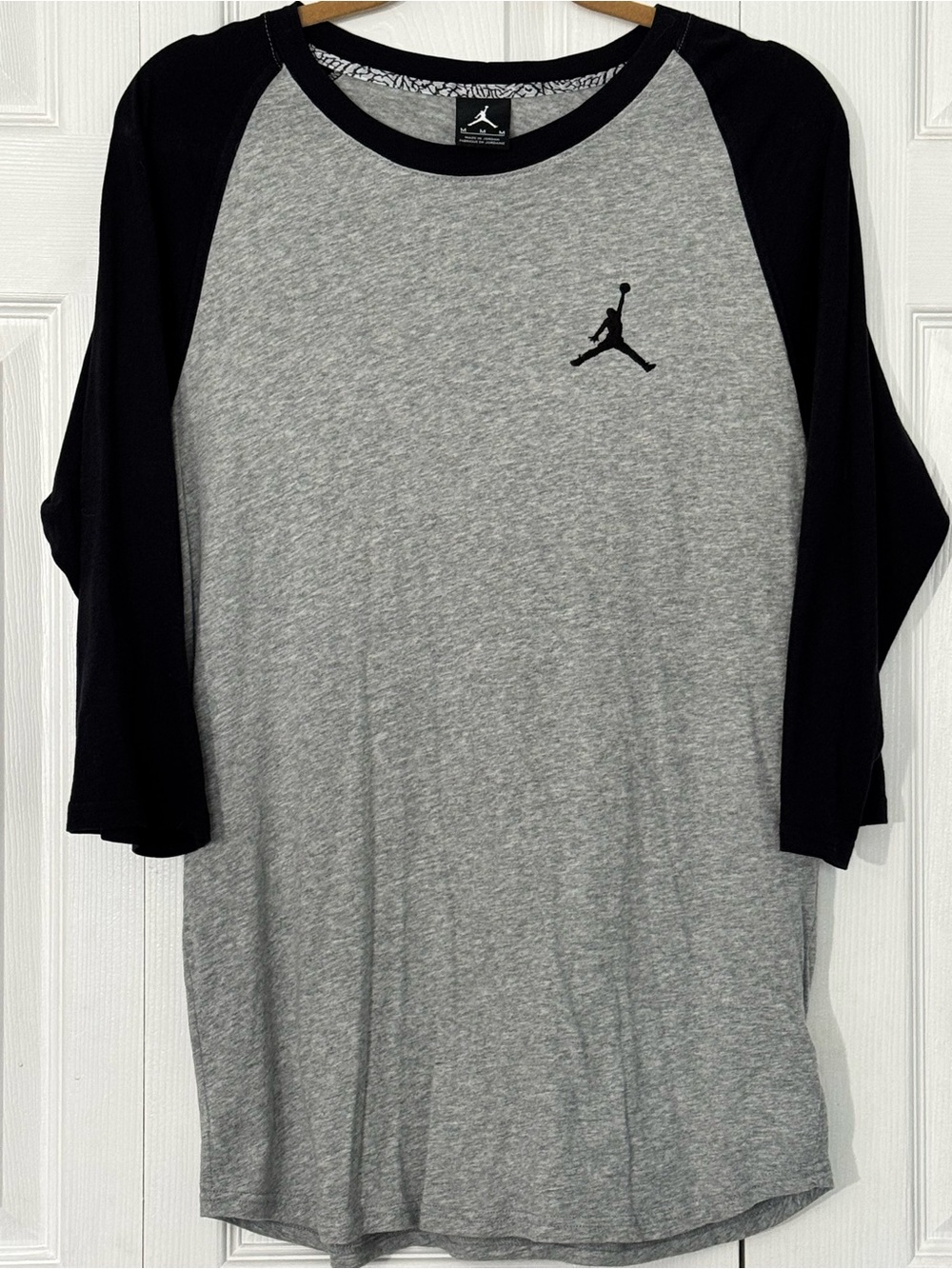 Nike Air Jordan Men's Core Jumpman 3/4 Raglan Sleeve Baseball Tee